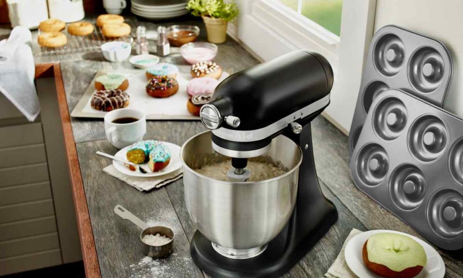 Кухонный комбайн Royalty line RL-pkm1900