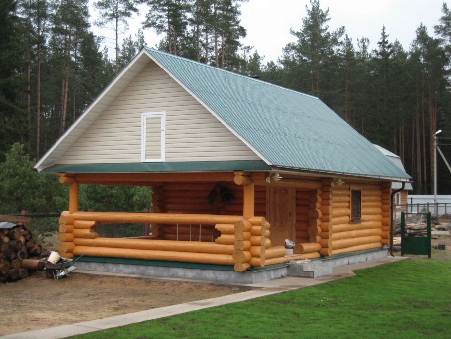 Баня с террасой под одной крышей 6х4м