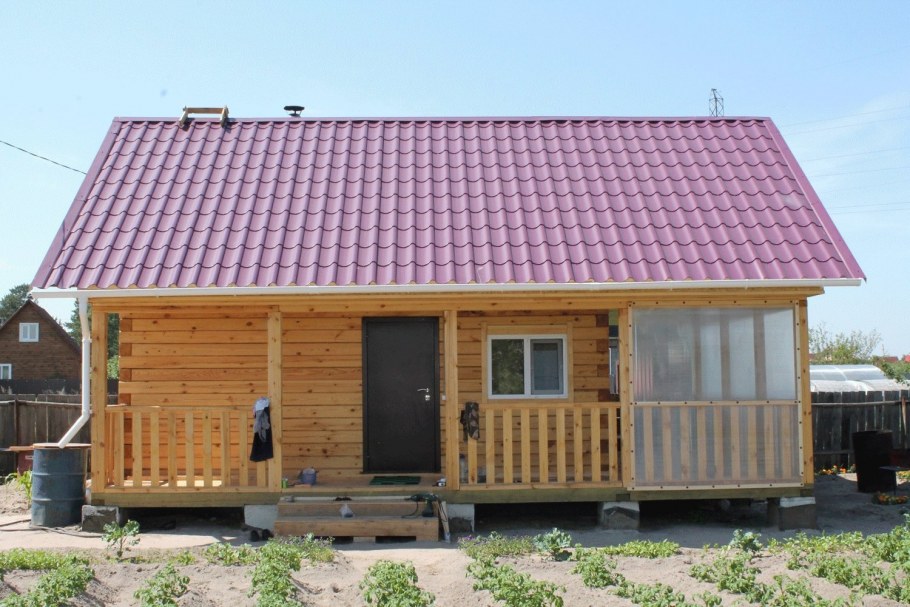 Баня с верандой под одной крышей 6на5