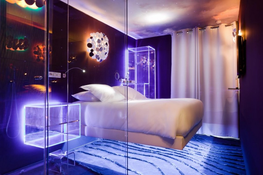 Отель Севен в Париже