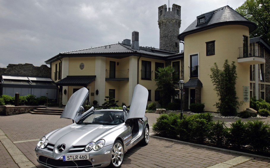 Bugatti Veyron 16.4 super Sport. Ночью