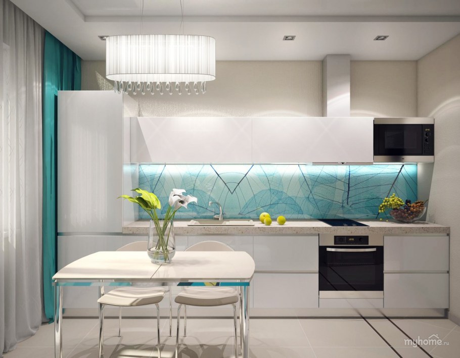 Белая кухня с мраморным фартуком