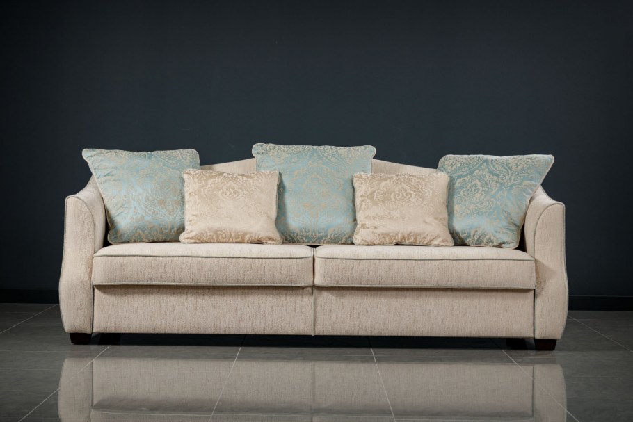 Современные диваны