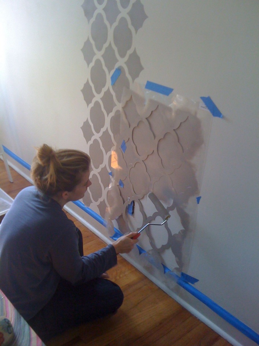 Геометрические фигуры на стене