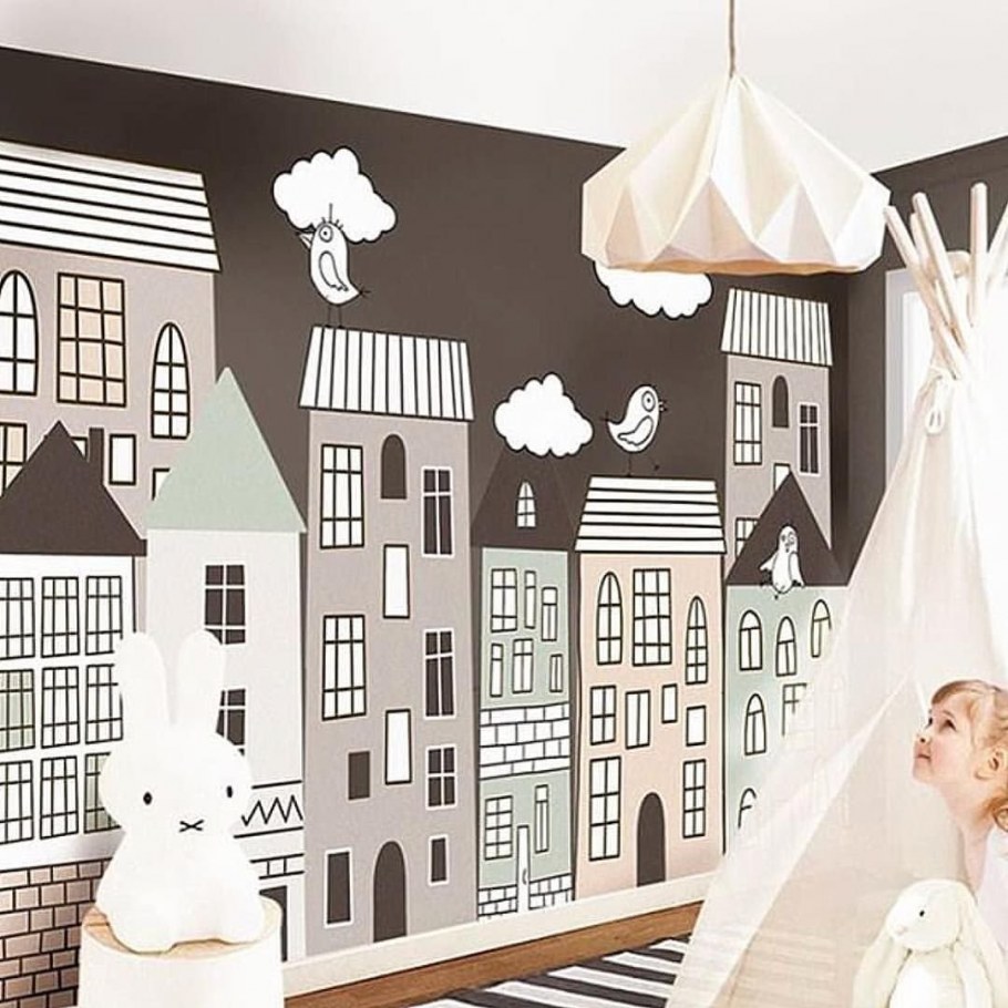 Домики на стене в детской