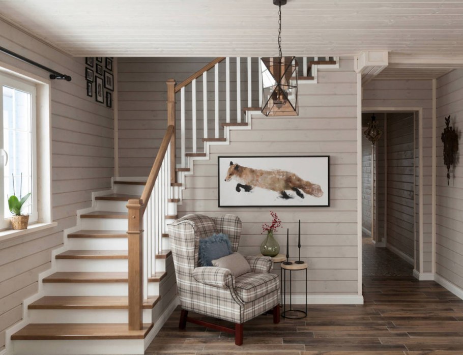 Лестница на второй этаж