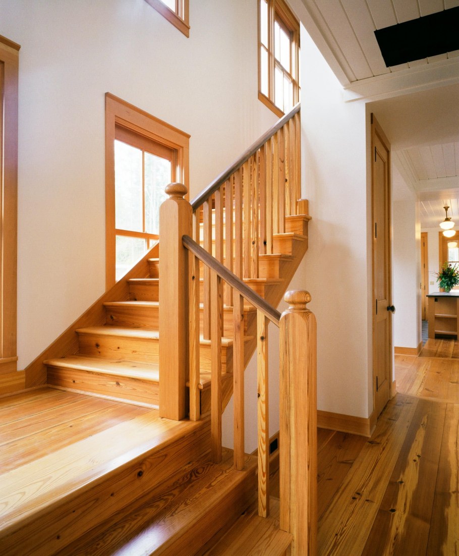 Стильные деревянные лестницы