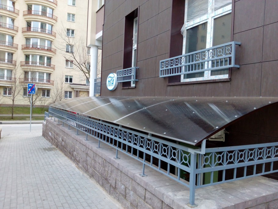 Погреб на даче