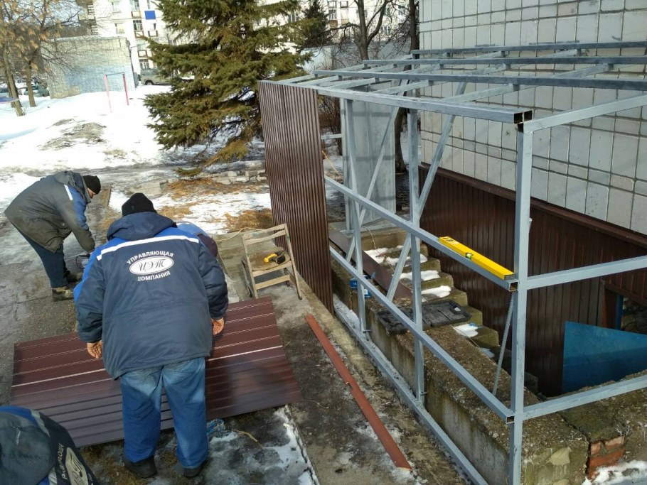 Чертеж - устройство наружного входа в подвал