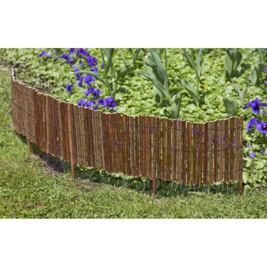 Пластиковые ящики на даче