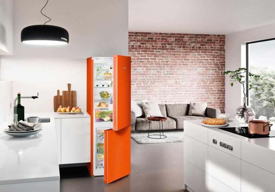 Liebherr CNNO 4313 оранжевый