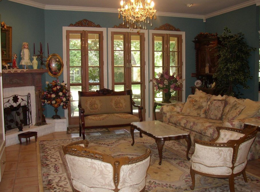 Спальня в Англии 19 века в викторианском стиле