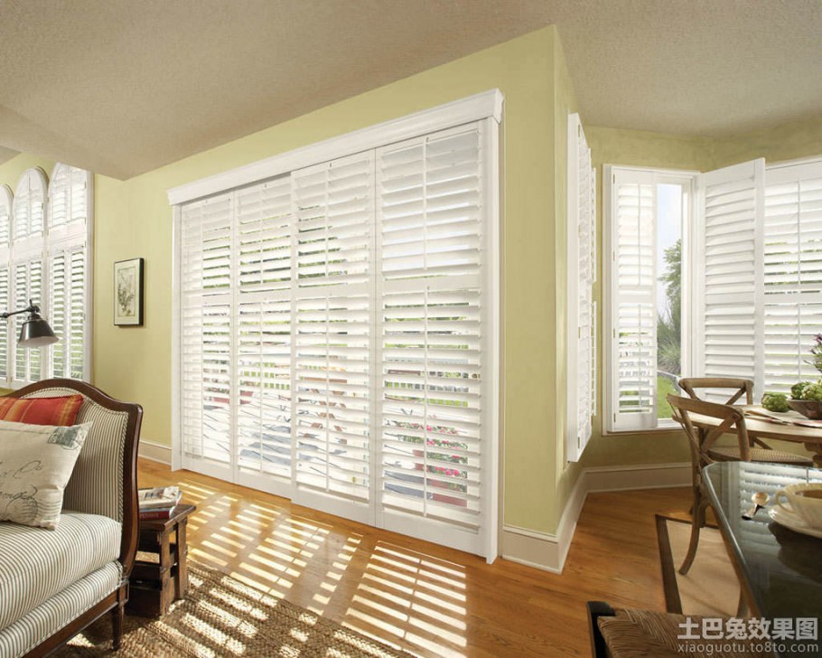 Жалюзи в сторону