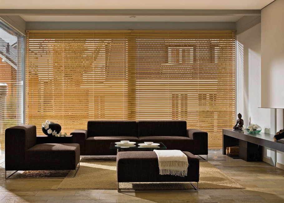 Elegant Exclusive Blinds logo