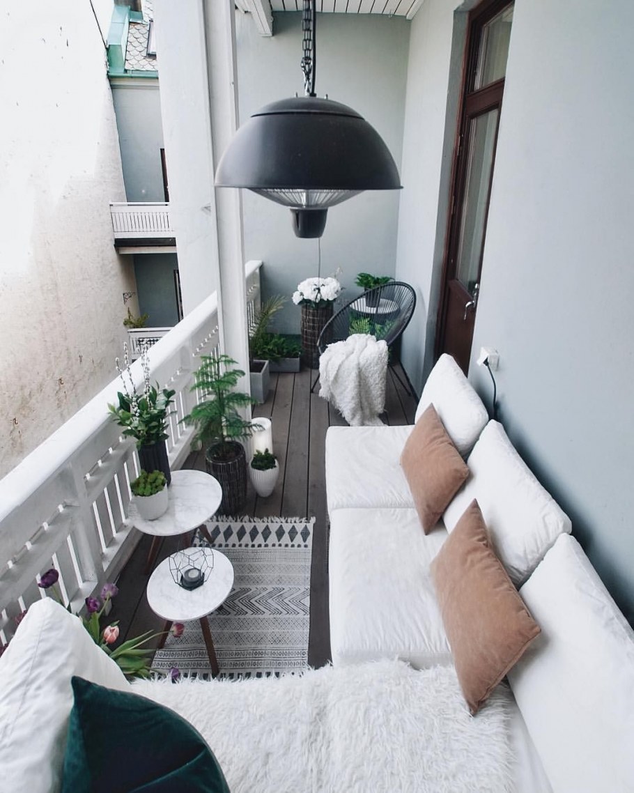 Интерьер балкона