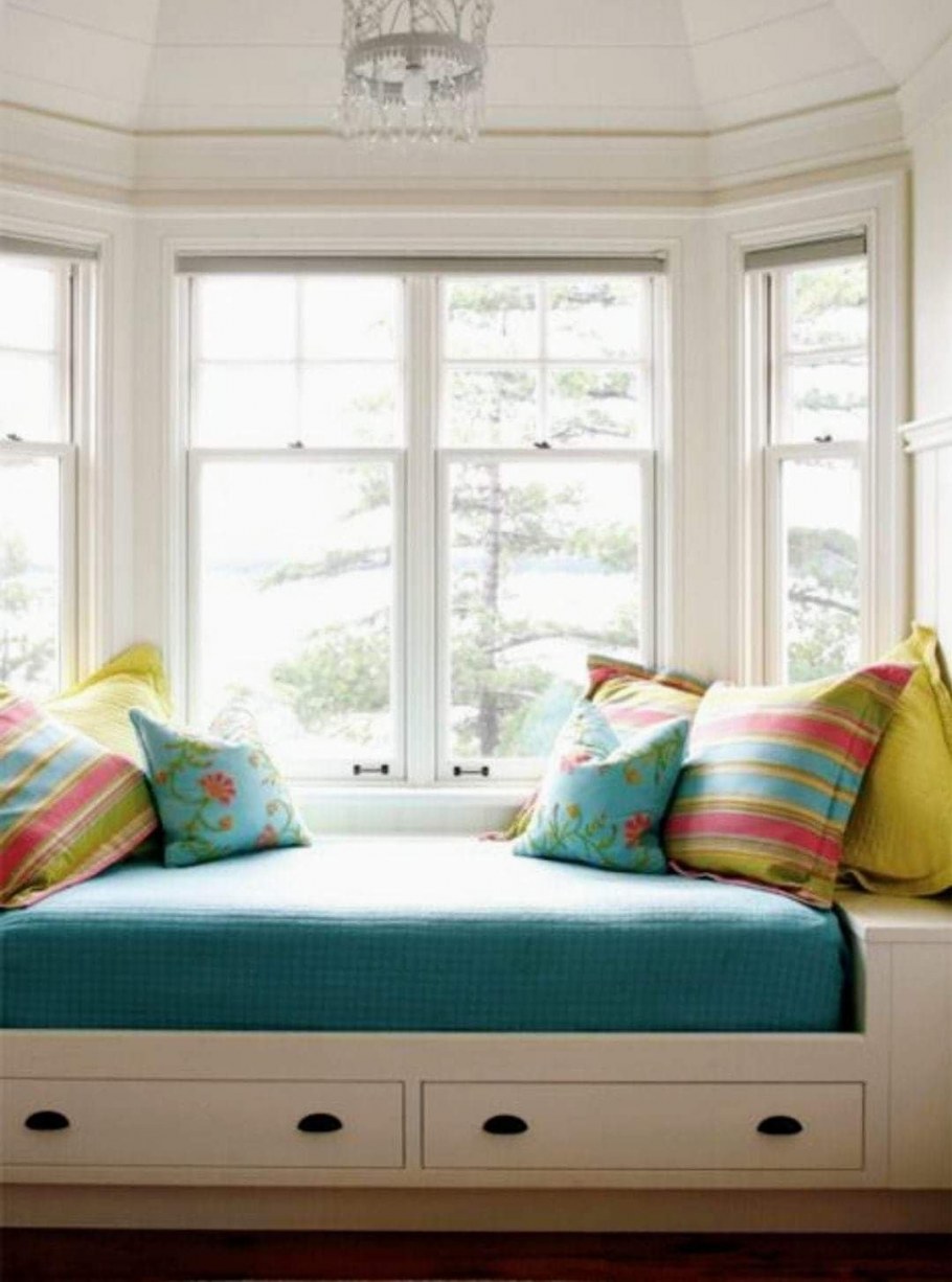 Комната с эркером для двоих детей