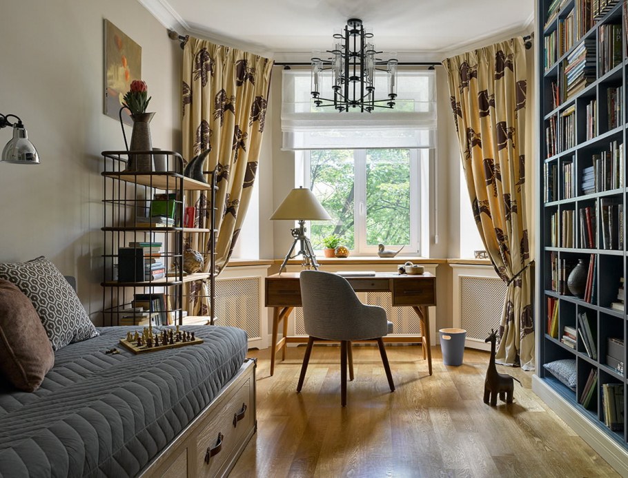 Детская комната с эркером