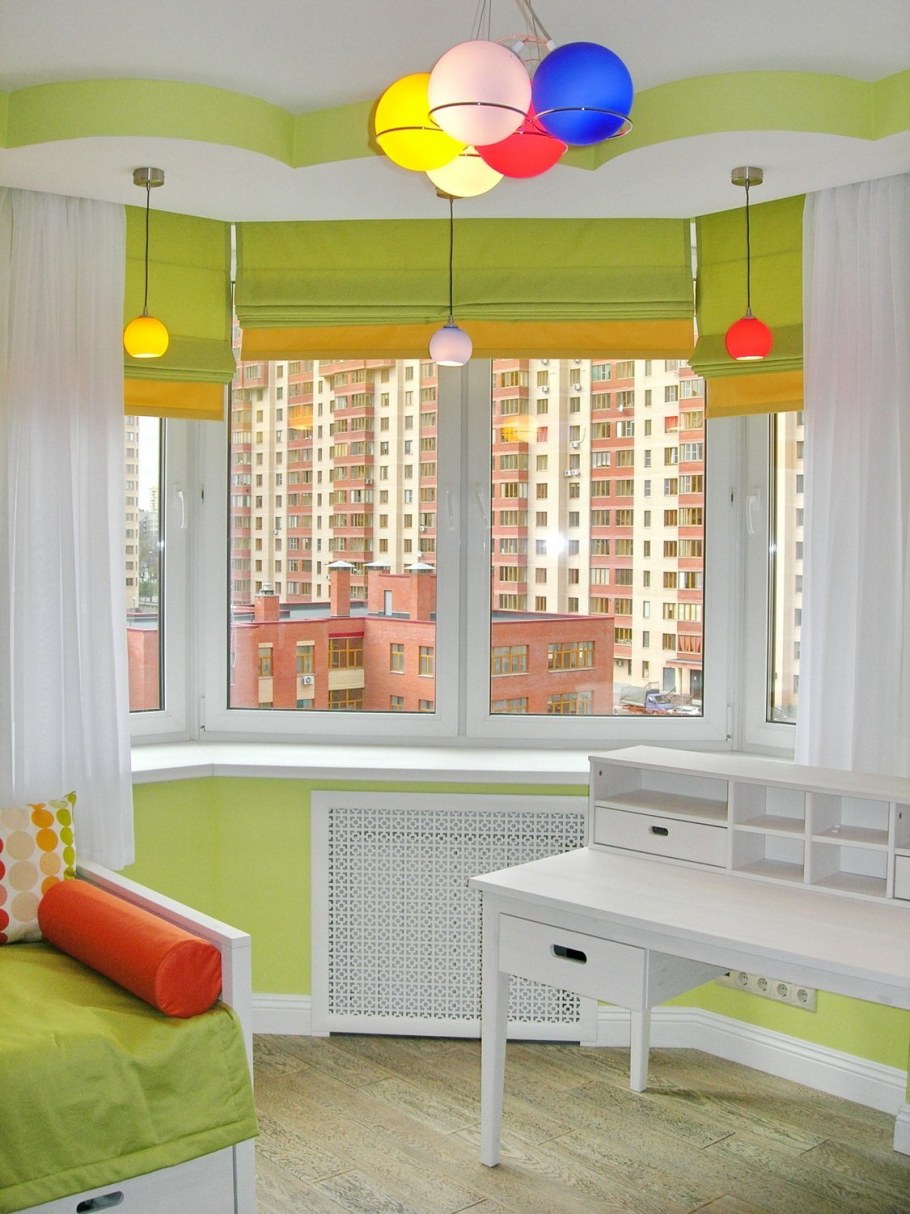 Подоконник диван в детской