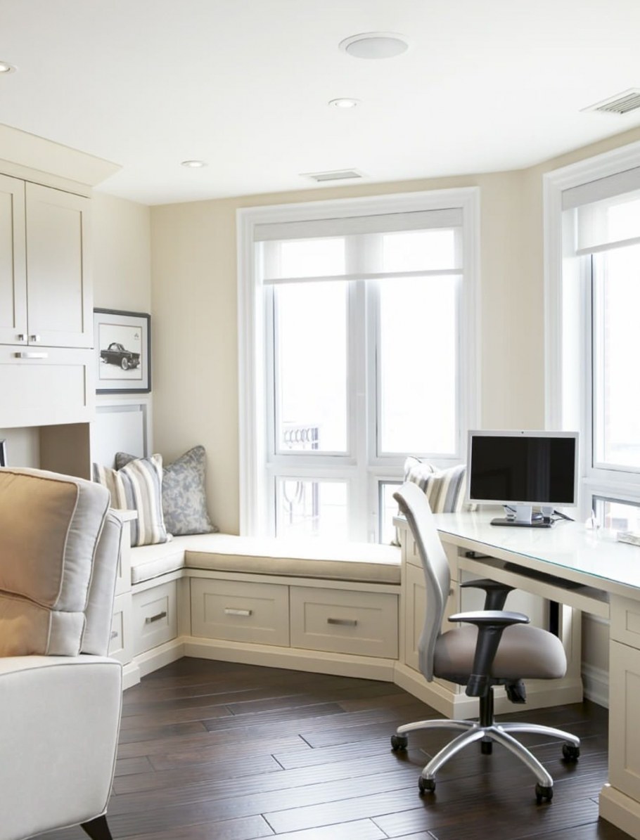 Спальня с эркерным окном