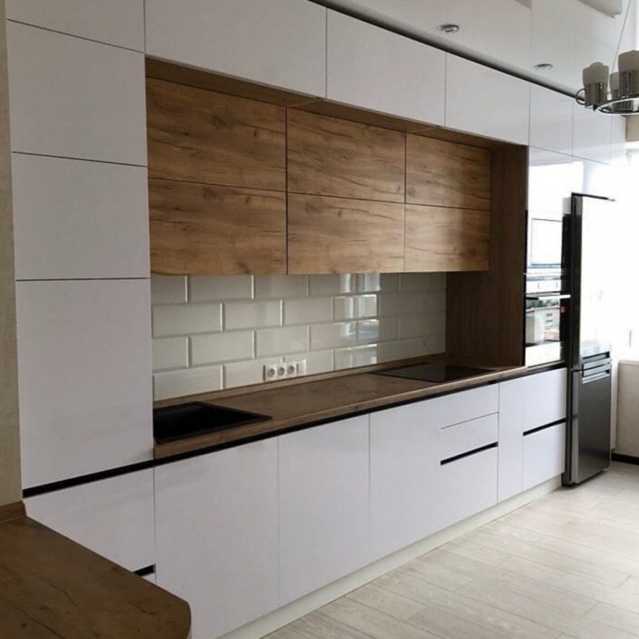 Кухонный гарнитур с антресолями