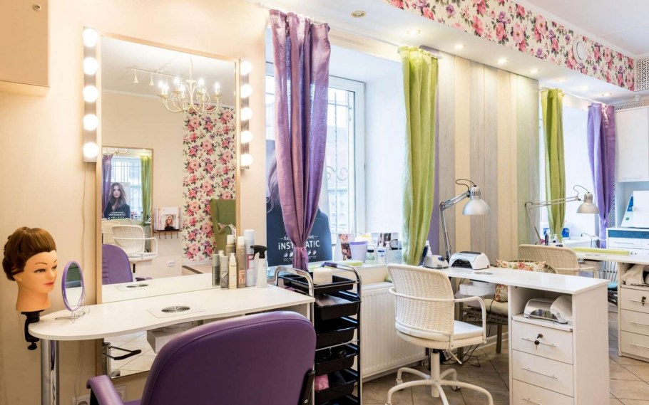 Интерьер шторы для маникюрного кабинета