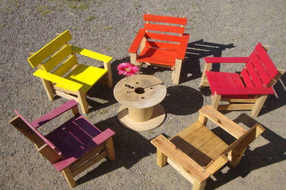 Детская скамейка из поддона