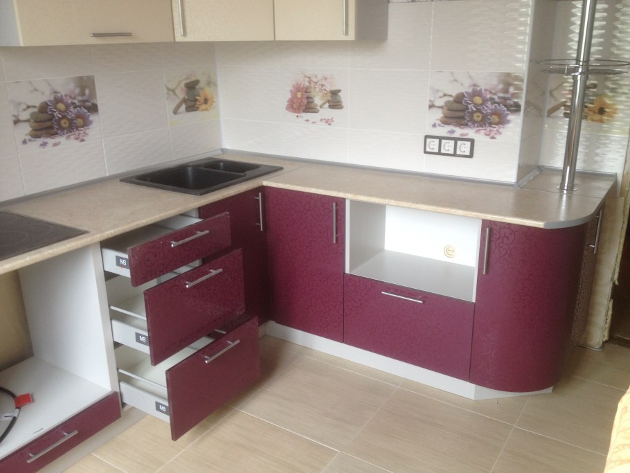 Небольшие угловые кухни