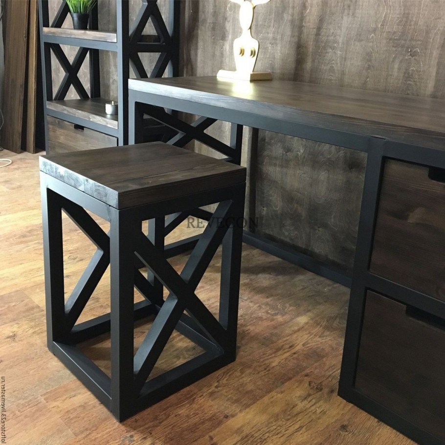 Полубарный стул лофт