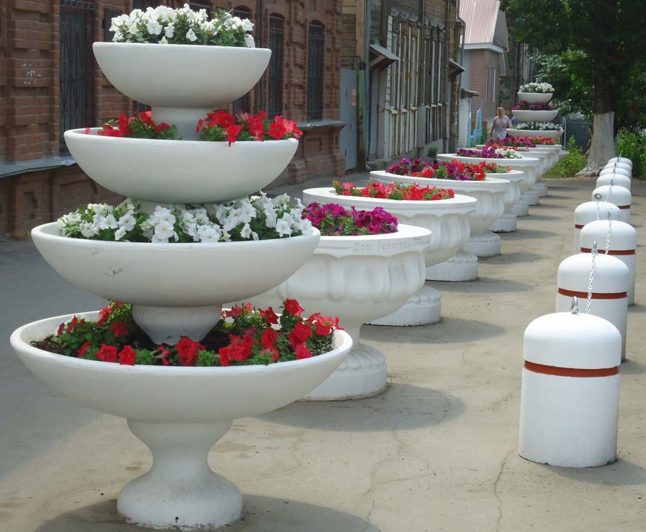 Деревянные клумбы