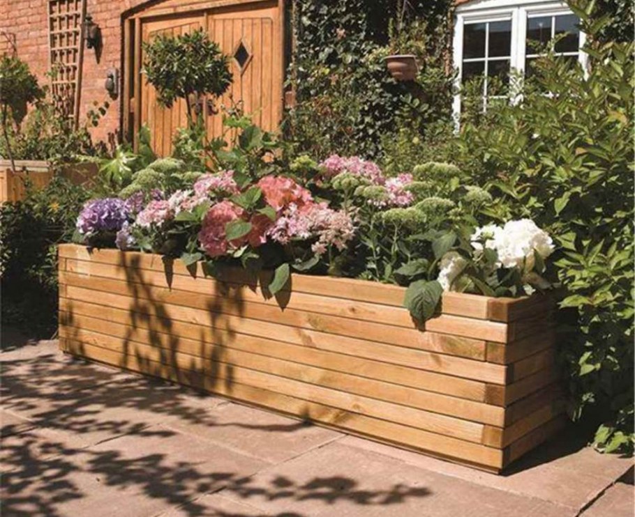 Деревянные клумбы