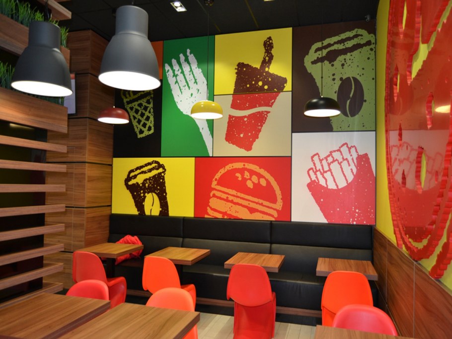 Интерьер фаст фуд кафе