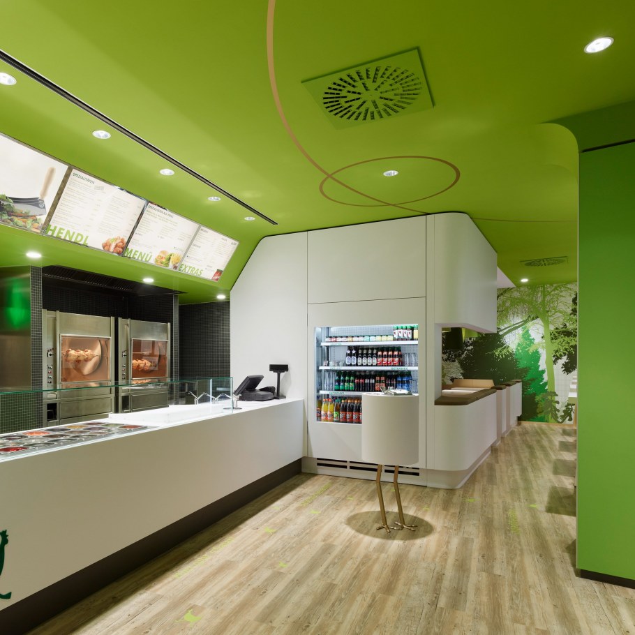 Интерьер кафе быстрого питания Гризли