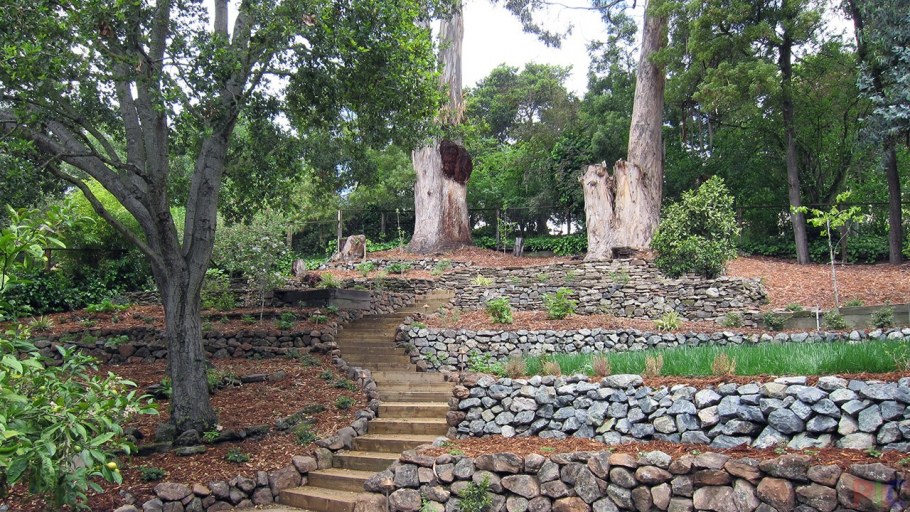 Террасирование склонов холмов