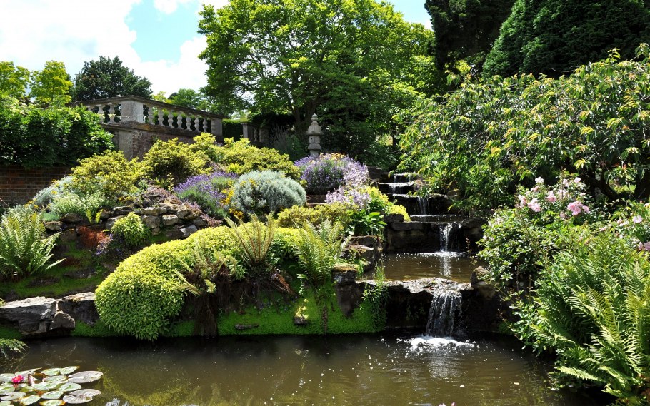 Англия деревня кэмбэлфорд ланшадф садов