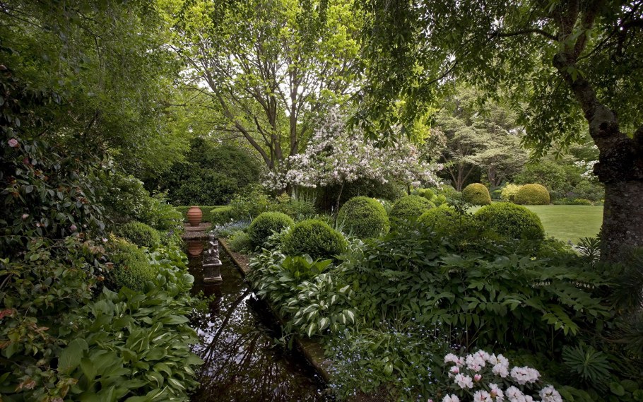 Ландшафтный дизайнер Арне Мейнард