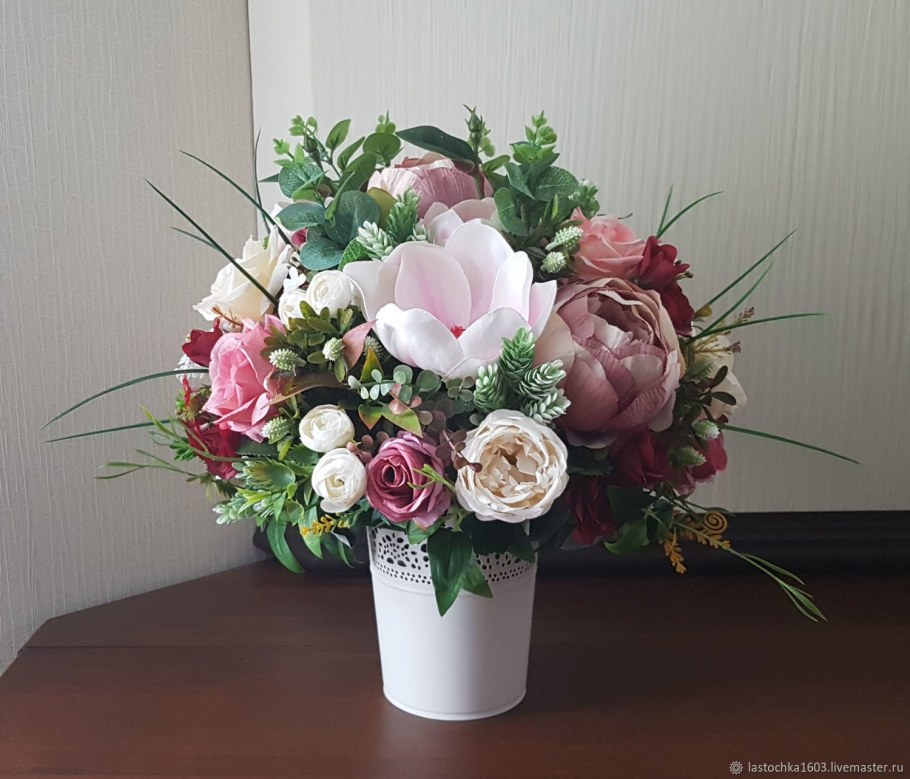 Интерьерные композиции из искусственных