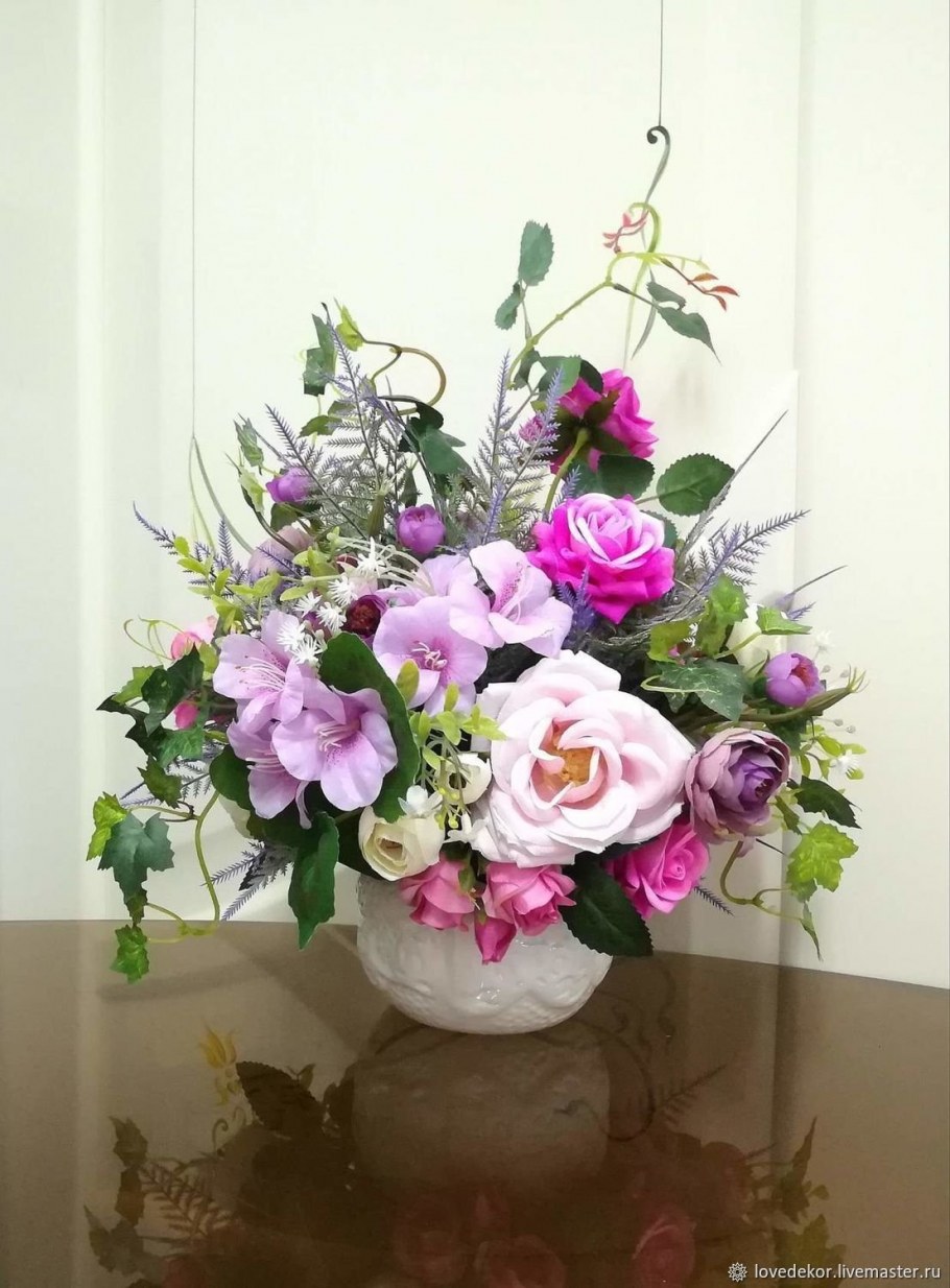 Интерьерные композиции из искусственных цветов