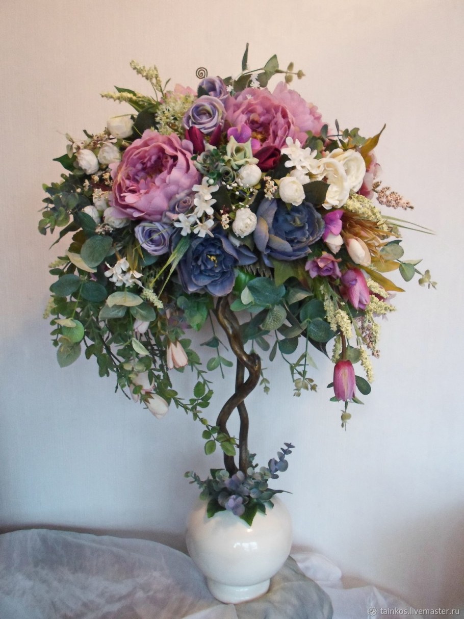 Интерьерные композиции из искусственных цветов