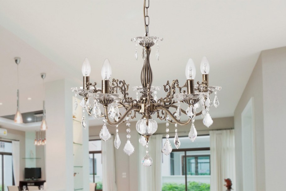 Люстра kruglaya forma