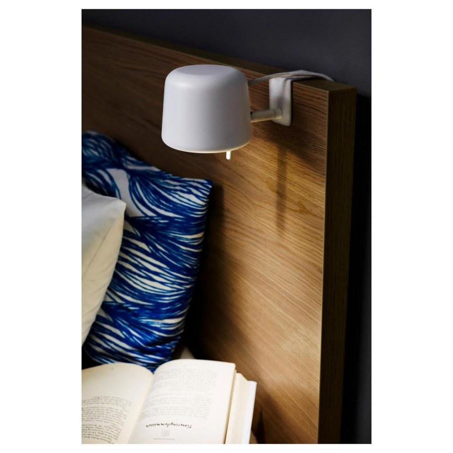 Светильники у кровати