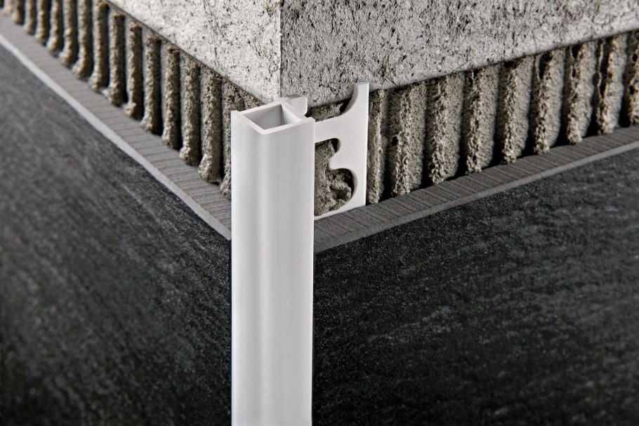 Угловой защитный профиль для плитки пк11нс