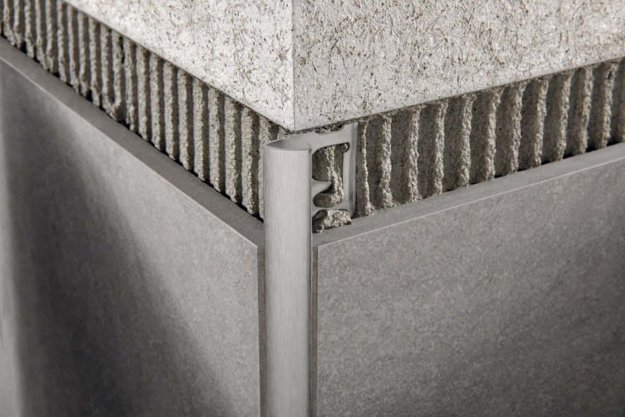 Угол внутренний 8мм слоновая кость д/плитки 2,5м