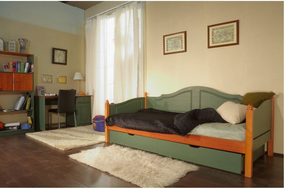 Спальня с односпальной кроватью