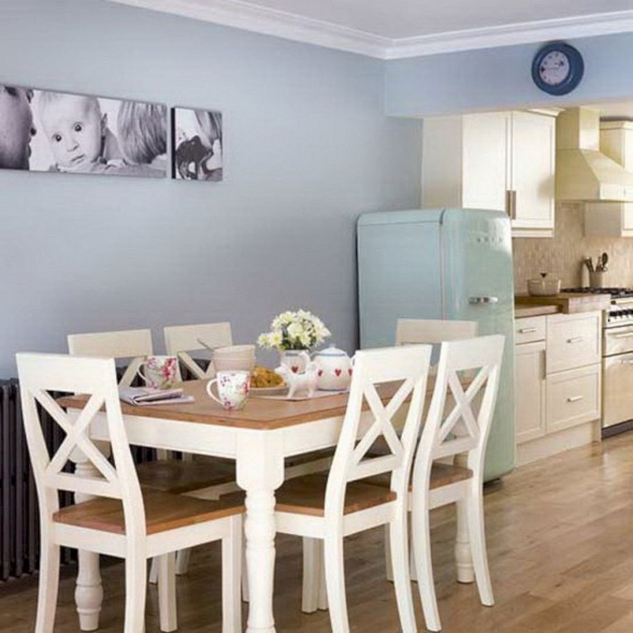 Цвет стен на кухне с белым гарнитуром