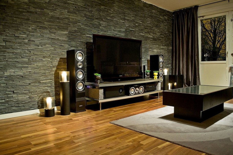 Серый камень в интерьере