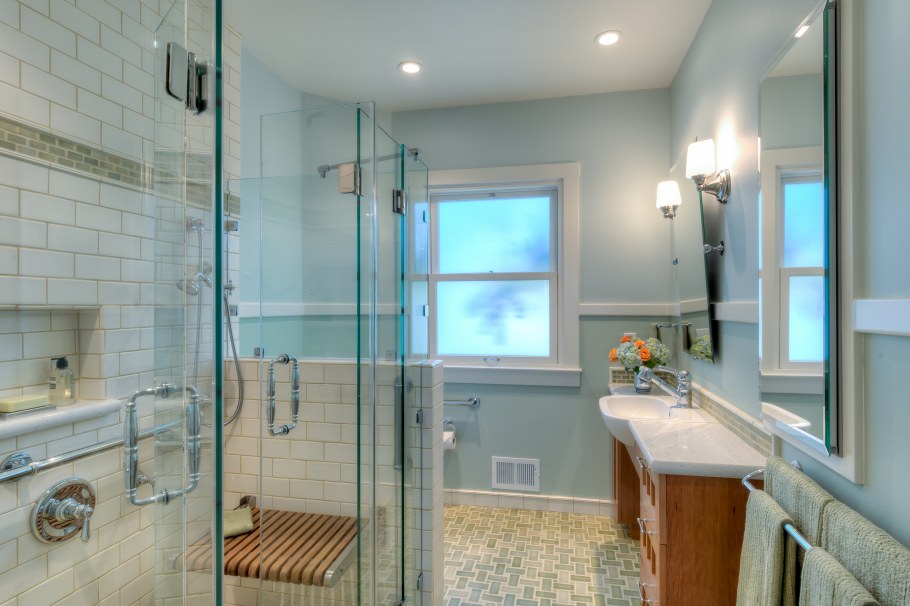 Душевая комната