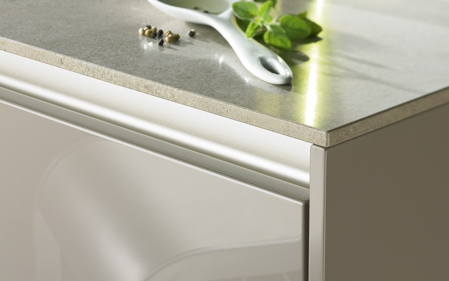 Кухня Модерн белая глянец