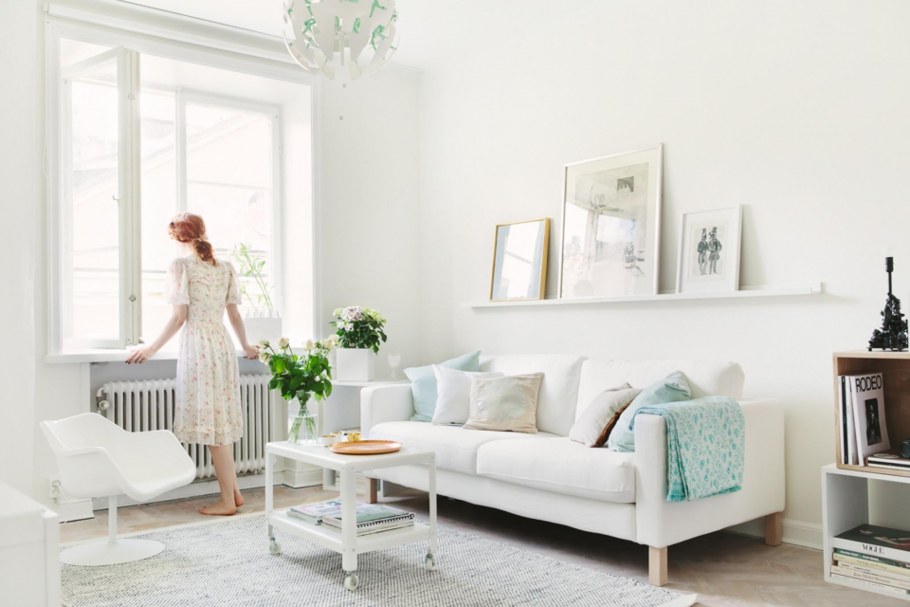 Белая комната