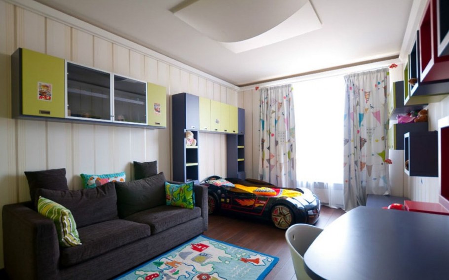 Комната для девочки подростка с диваном