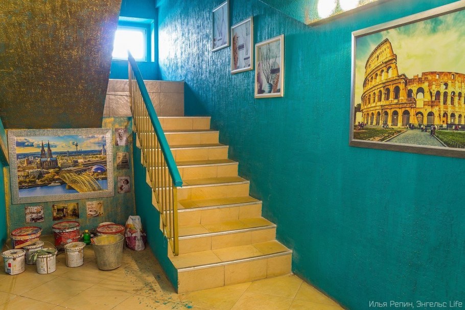 Разрисованные подъезды домов